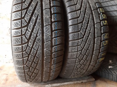 Уживані шини з Європи Pirelli Sotozero Winter 240 255/45 R 18 Шини на авто в хорошому стані Pirelli Sotozero Winter 240 шириною 255 висотою 45 радіусом R 18 низькі ціни