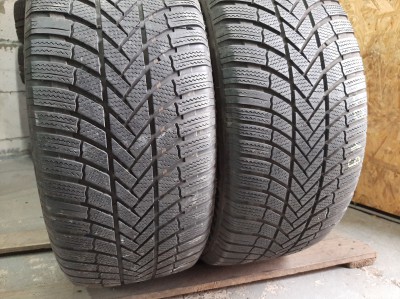 Уживані шини з Європи Bridgestone Blizzak LM-005 255/50 R 19 Шини на авто в хорошому стані Bridgestone Blizzak LM-005 шириною 255 висотою 50 радіусом R 19 низькі ціни