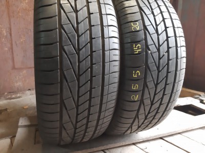 Уживані шини з Європи GoodYear Excellence 255/45 R 20 Шини на авто в хорошому стані GoodYear Excellence шириною 255 висотою 45 радіусом R 20 низькі ціни