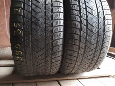 Pirelli ScorpionWinter     ./      …. 295/35R 21