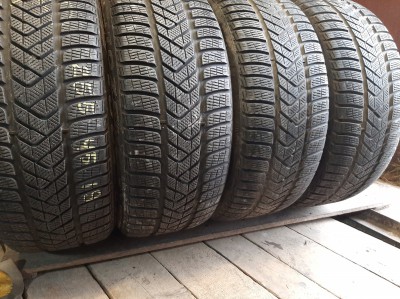Pirelli Sottozero 3 .   //  ./ 255/45R 19