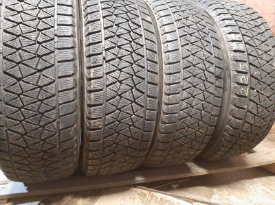 Bridgestone Blizzak DM-V2    .//… 225/65R 18