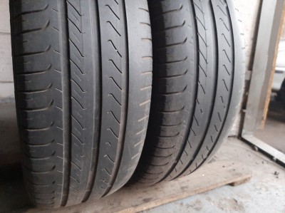Уживані шини з Європи Champiro GT Radial 195/65 R 15 Шини на авто в хорошому стані Champiro GT Radial шириною 195 висотою 65 радіусом R 15 низькі ціни