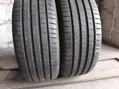 Уживані шини з Європи Hankook Ventus Prime 4 / 235/45 R 18 Шини на авто в хорошому стані Hankook Ventus Prime 4 / шириною 235 висотою 45 радіусом R 18 низькі ціни