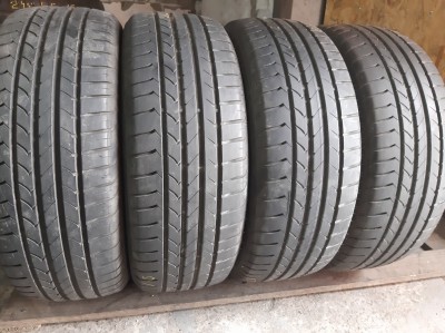 GoodYear Efficient Grip .  … ./ 215/60R 16
